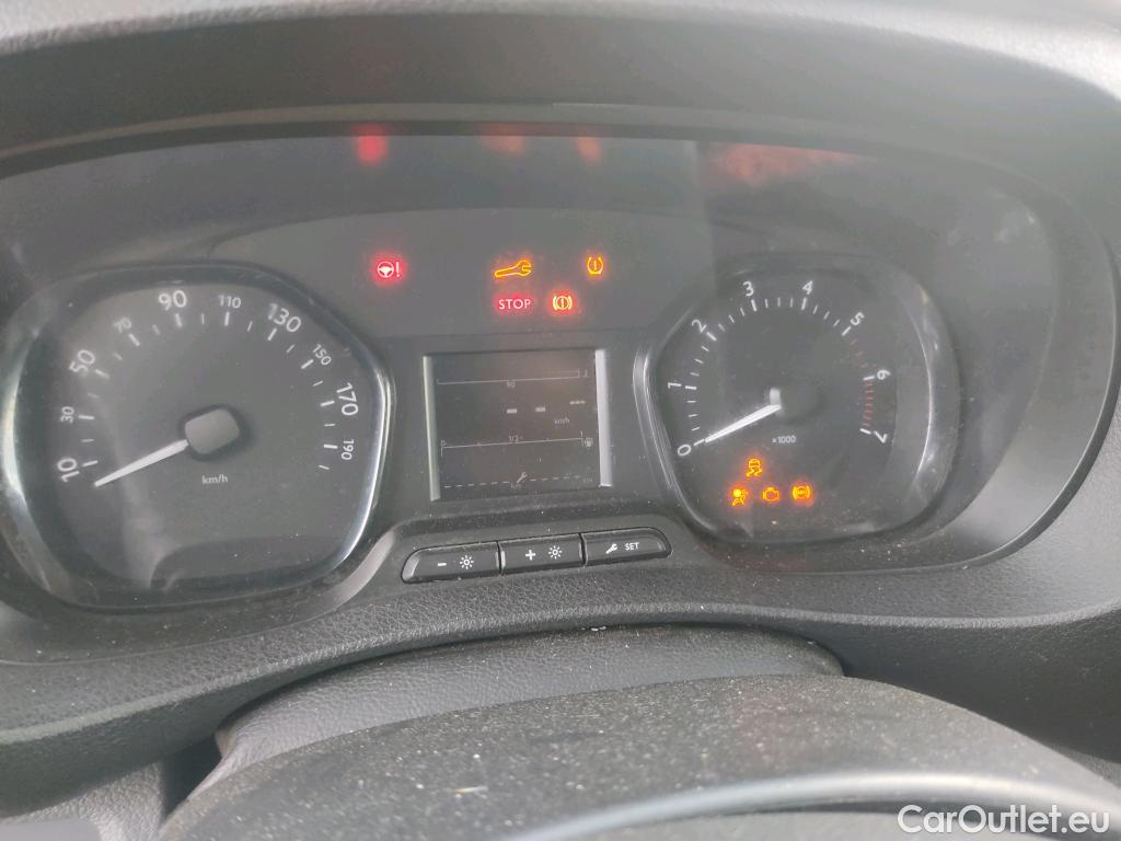  Toyota  Proace TOYOTA  / 2016 / 4P / furgón FU. MEDIO (L1) 2.0D 90kW COMFORT CARGA + #39