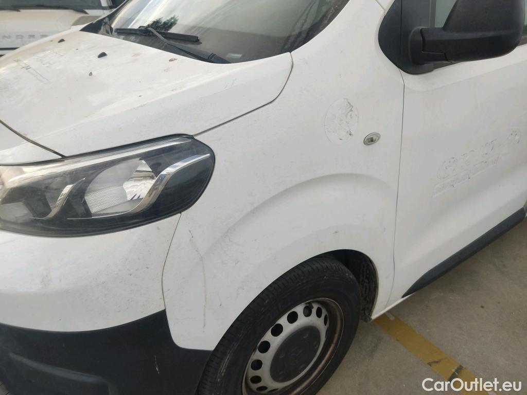  Toyota  Proace TOYOTA  / 2016 / 4P / furgón FU. MEDIO (L1) 2.0D 90kW COMFORT CARGA + #36