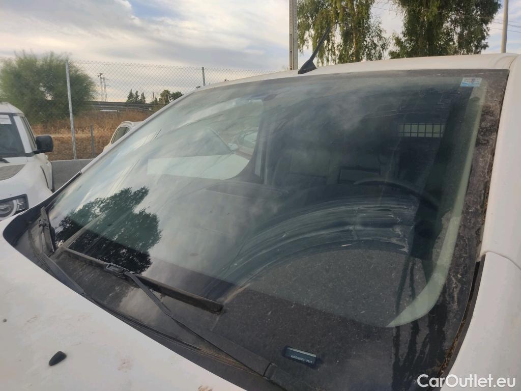  Toyota  Proace TOYOTA  / 2016 / 4P / furgón FU. MEDIO (L1) 2.0D 90kW COMFORT CARGA + #4