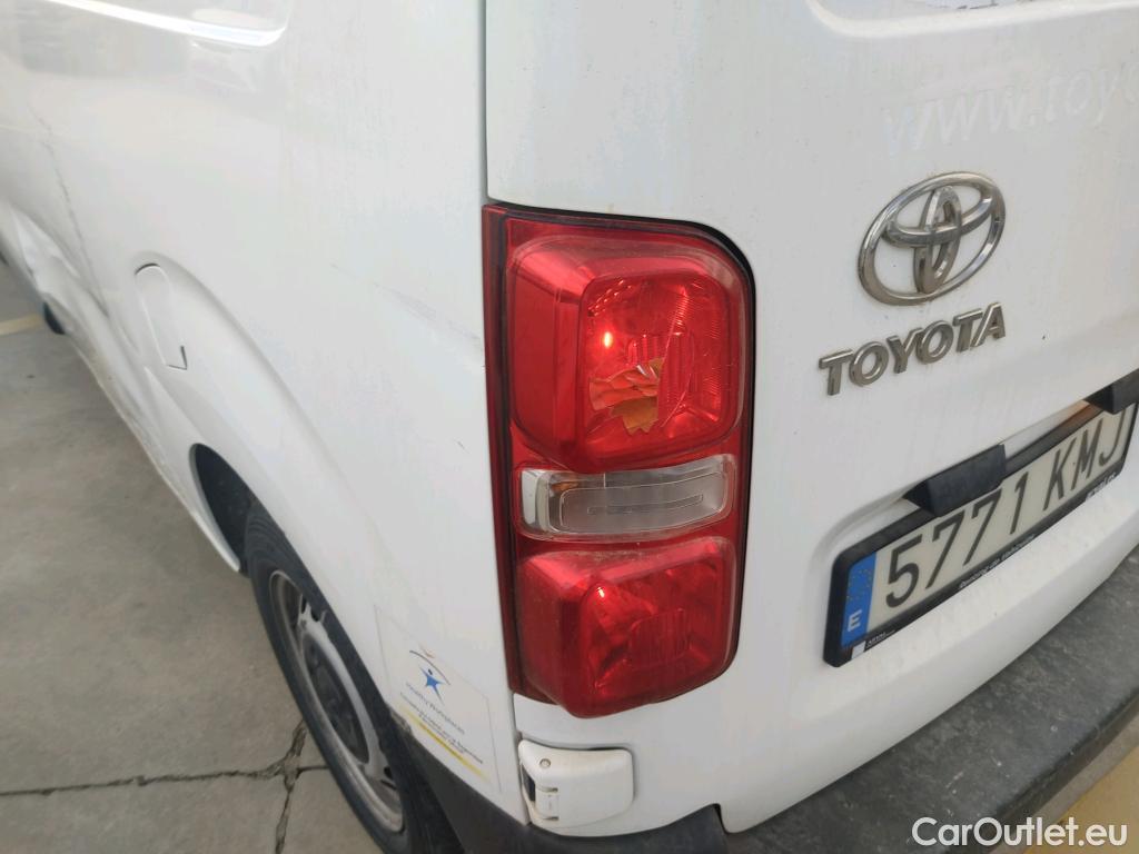  Toyota  Proace TOYOTA  / 2016 / 4P / furgón FU. MEDIO (L1) 2.0D 90kW COMFORT CARGA + #12