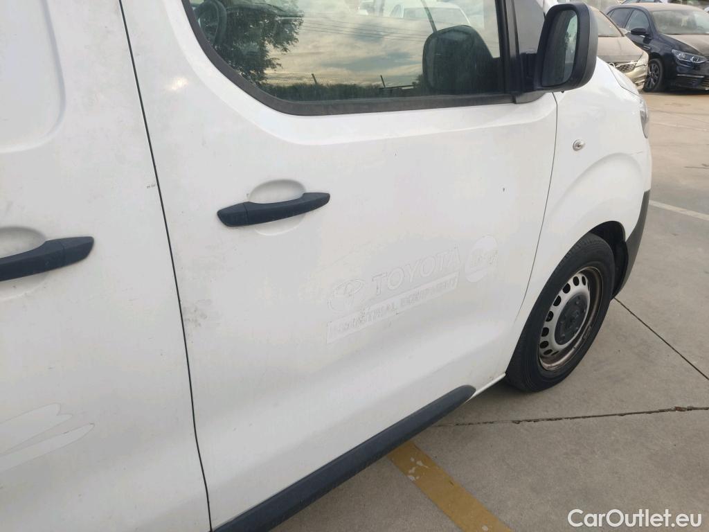  Toyota  Proace TOYOTA  / 2016 / 4P / furgón FU. MEDIO (L1) 2.0D 90kW COMFORT CARGA + #30