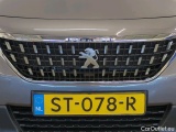  Peugeot  2008 Peugeot  Allure 1.2 Puretech 110 5d #5