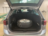  Volkswagen  Passat GTE SC Executive Drag #12
