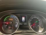  Volkswagen  Passat GTE SC Executive Drag #15