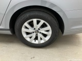  Volkswagen  Passat Variant 2.0 TDI SCR Auto / Manual mode Diesel  55 #10