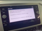  Volkswagen  Passat Variant 2.0 TDI SCR Auto / Manual mode Diesel  55 #26