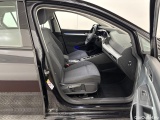  Volkswagen  Golf  2.0 TDI SCR DSG Life   Automatic Diesel  86 #6