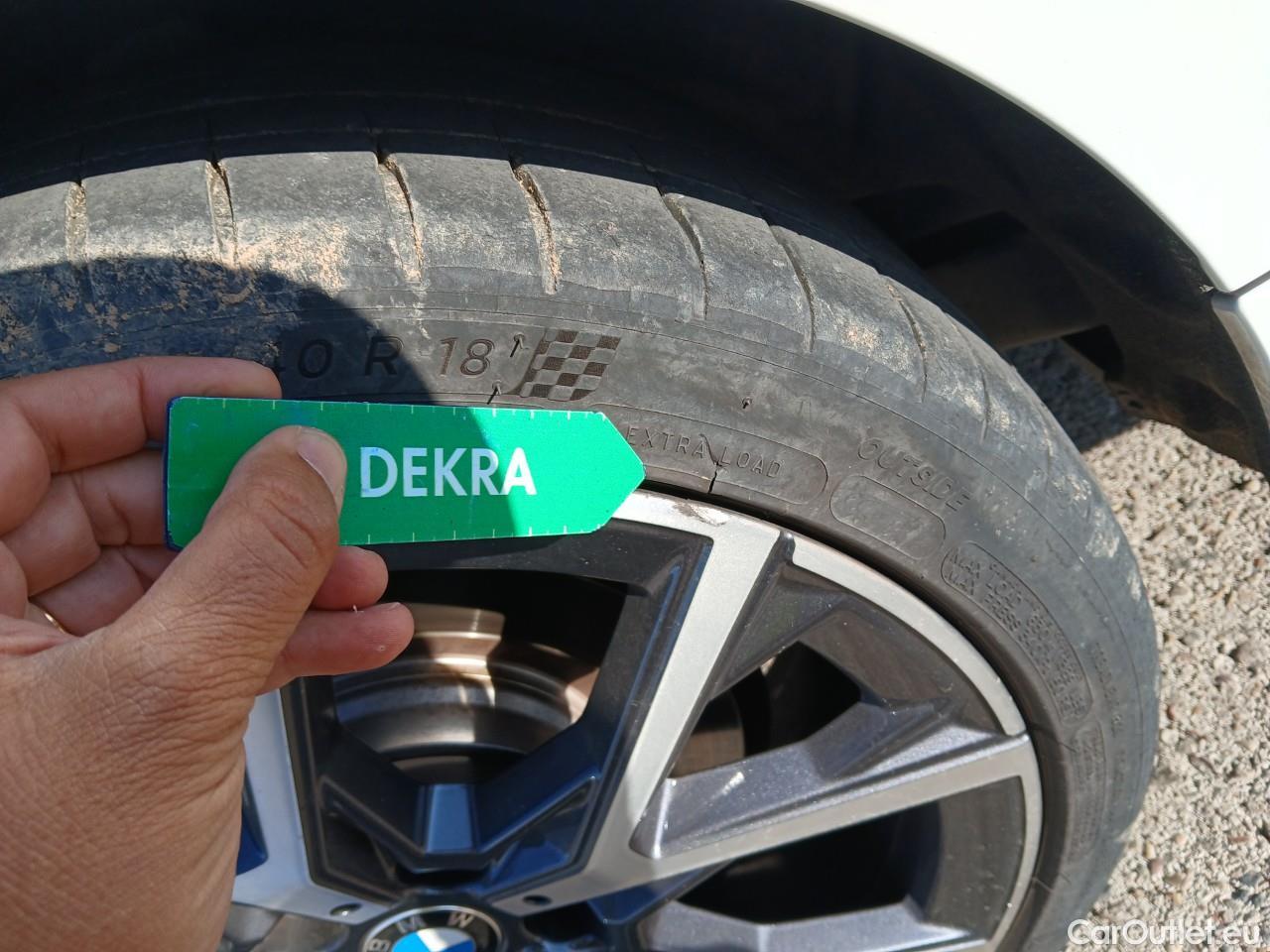  Bmw  Serie 1 BMW  / 2019 / 5P / berlina con portón 128ti #9