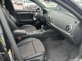  Audi  A3 AUDI  / 2016 / 5P / berlina con portón Black line 35 TFSI 110kW S tronic Sportb #6