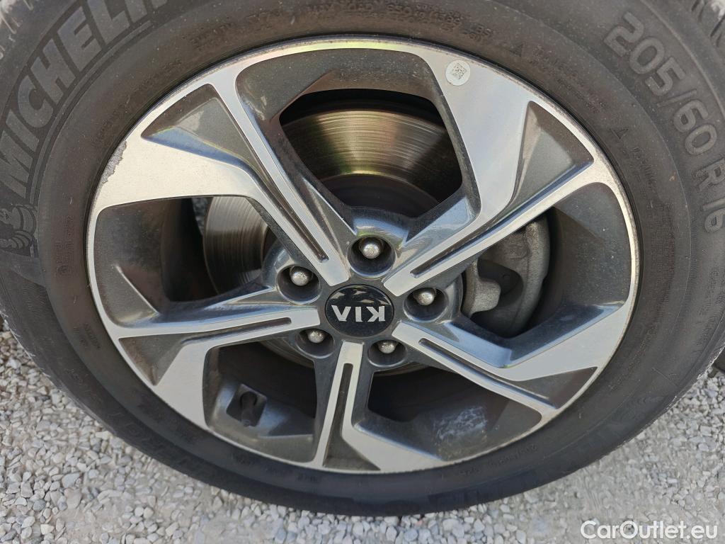  KIA  XCeed KIA  / 2019 / 5P / todoterreno 1.0 T-GDi Drive 88kW (120CV) #2
