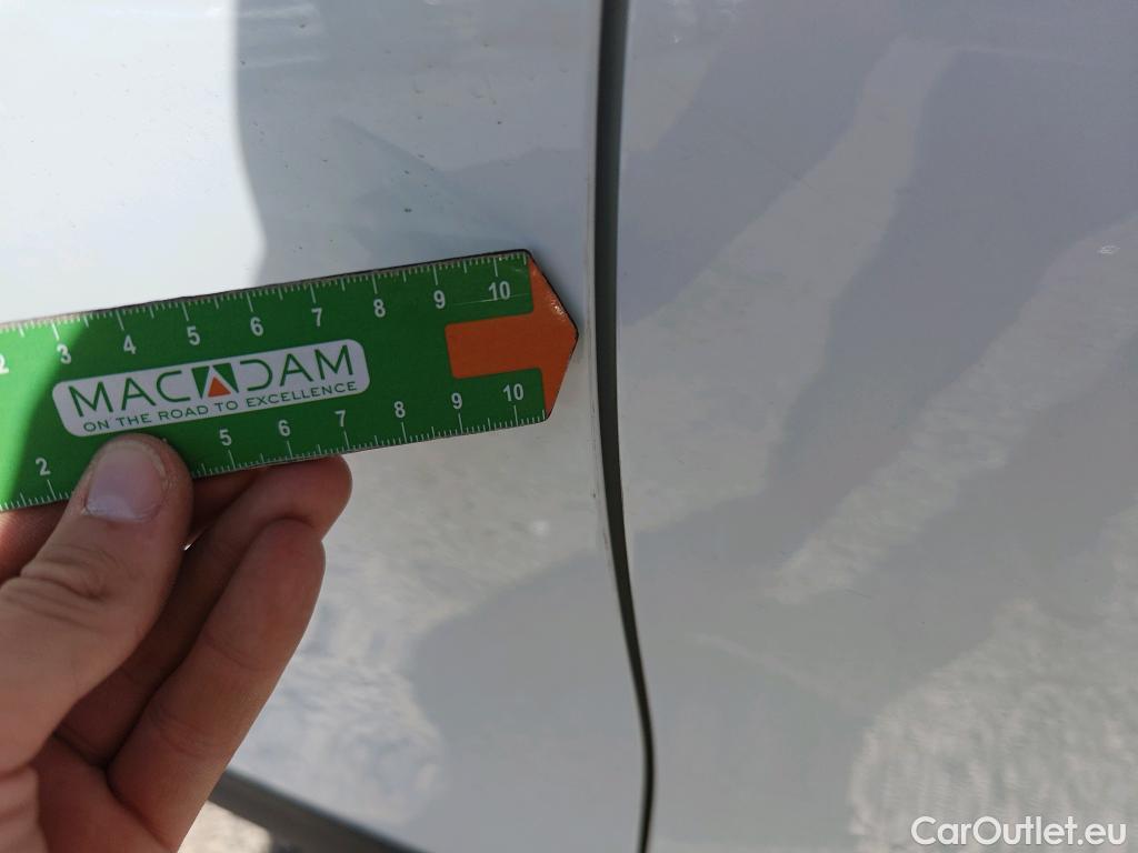  KIA  XCeed KIA  / 2019 / 5P / todoterreno 1.0 T-GDi Drive 88kW (120CV) #8