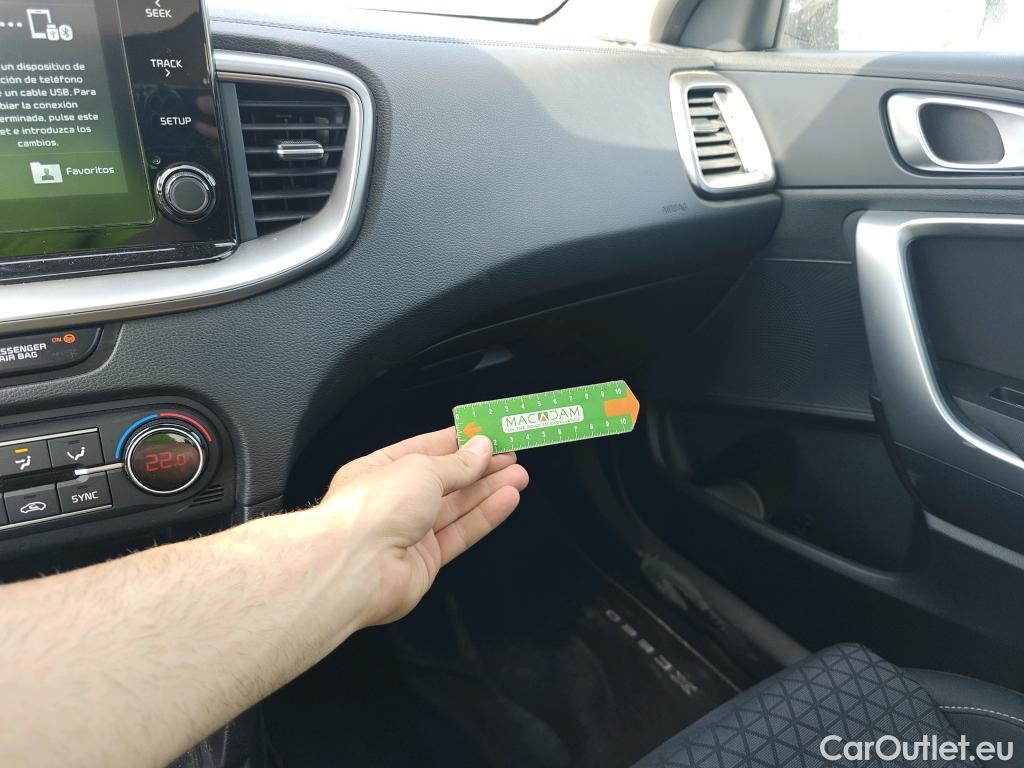  KIA  XCeed KIA  / 2019 / 5P / todoterreno 1.0 T-GDi Drive 88kW (120CV) #21
