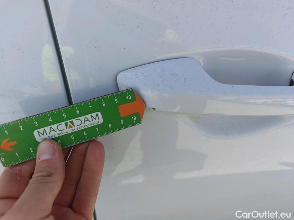  KIA  XCeed KIA  / 2019 / 5P / todoterreno 1.0 T-GDi Drive 88kW (120CV) #30