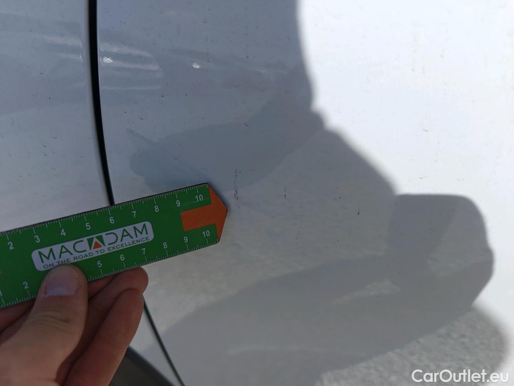  KIA  XCeed KIA  / 2019 / 5P / todoterreno 1.0 T-GDi Drive 88kW (120CV) #10