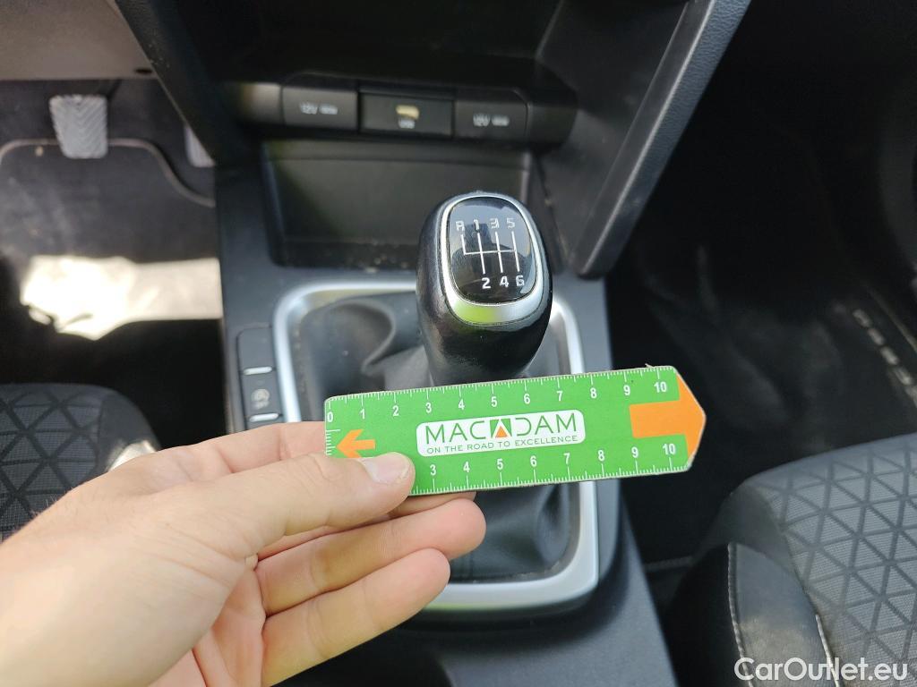 KIA  XCeed KIA  / 2019 / 5P / todoterreno 1.0 T-GDi Drive 88kW (120CV) #25