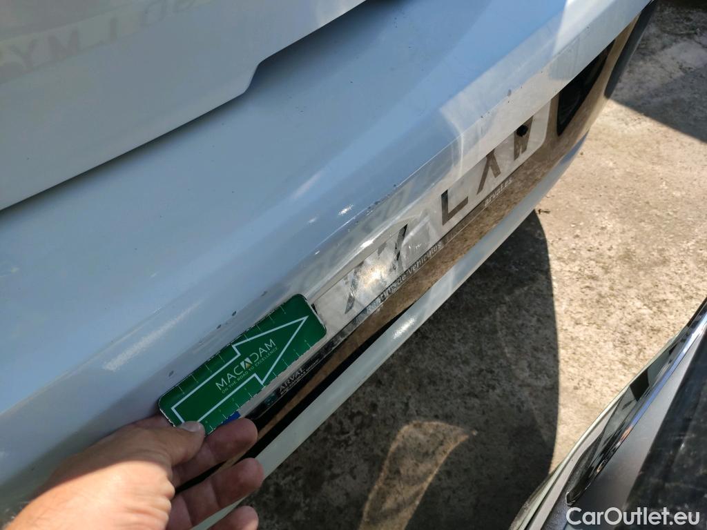  Toyota  Corolla TOYOTA  / 2019 / 5P / berlina con portón 1.8 125H BUSINESS E-CVT #26