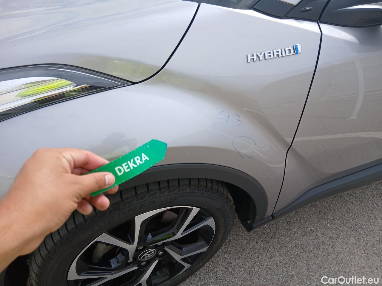  Toyota  C-HR TOYOTA  / 2019 / 5P / todoterreno 1.8 125H Advance #22