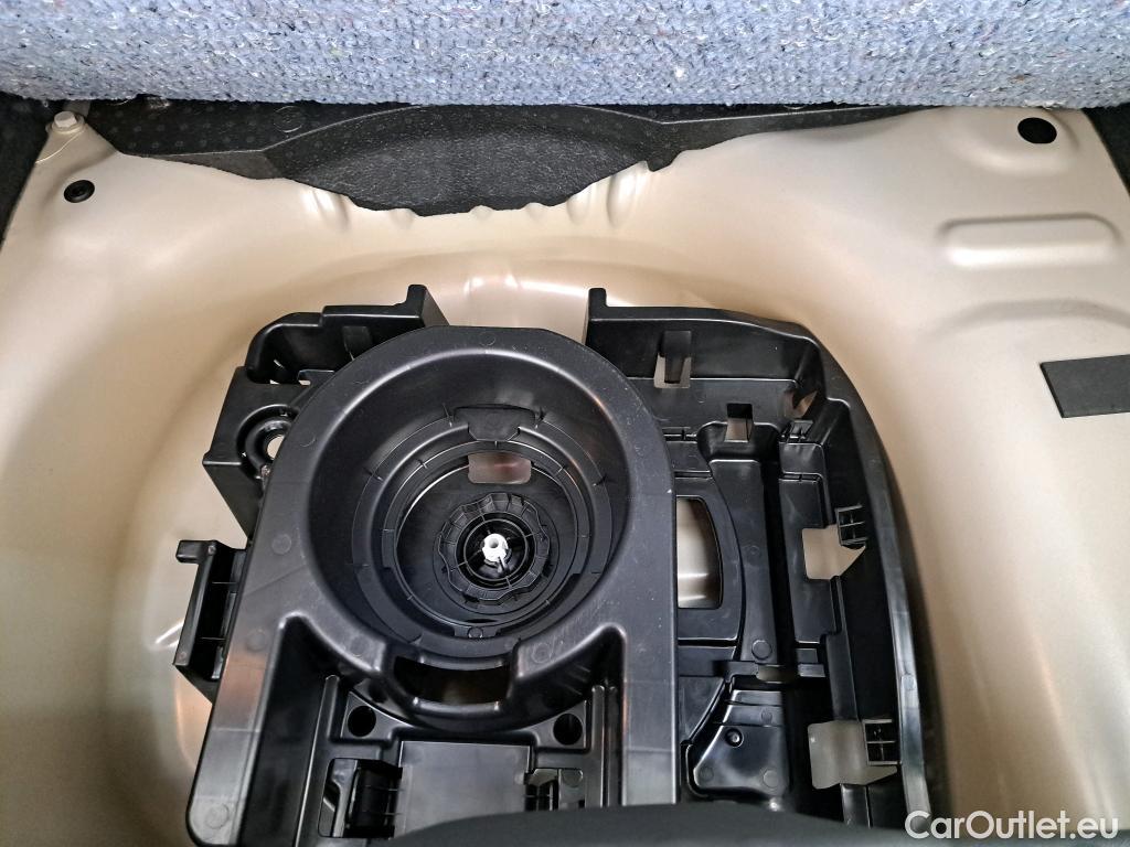  Citroen  C3  Plus 1.2 PureTech 80CV BVM5 6E #1