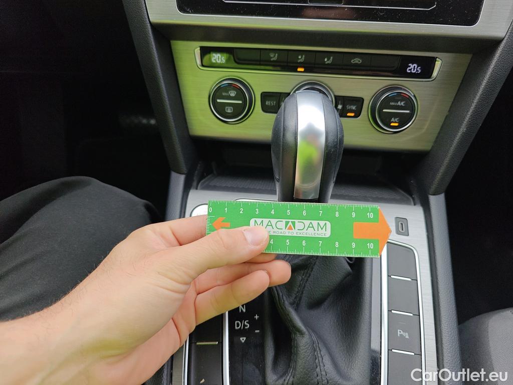  Volkswagen  Passat  Variant  1.6 TDI 120CV AT7 E6dT #17