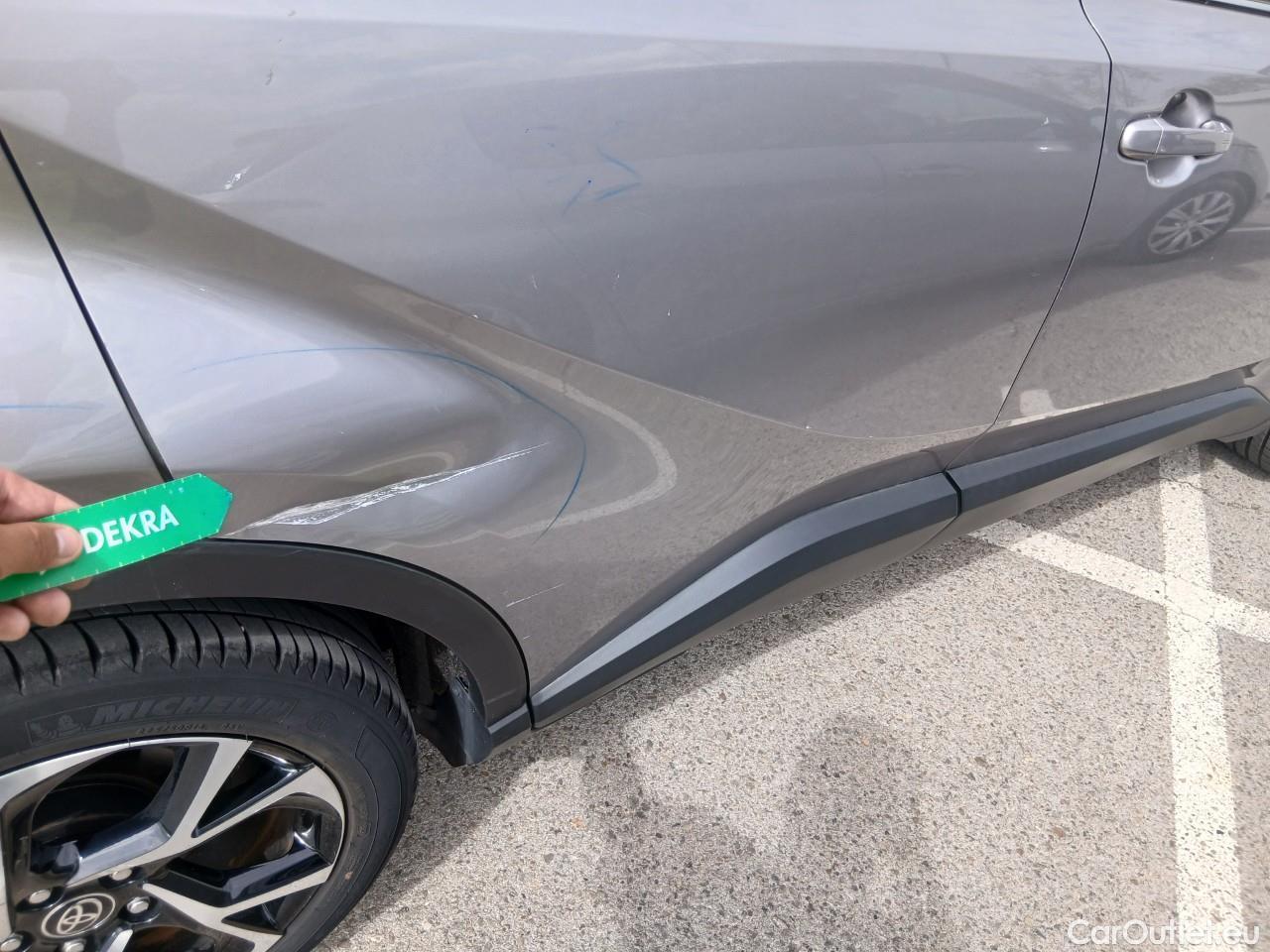  Toyota  C-HR TOYOTA  / 2019 / 5P / todoterreno 1.8 125H Advance #45