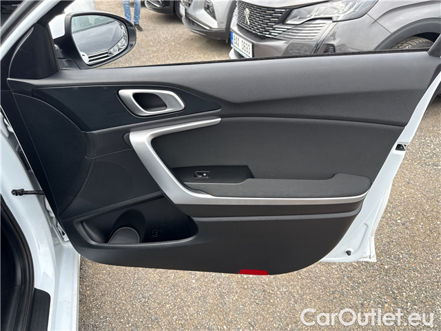  KIA  Cee'd Ceed SW 1.0 T-GDI 88 Fresh #7