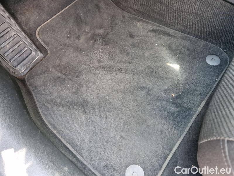  Audi  A6   Avant (4A5)(06.2018->)  Avant 40TDI quattro AT #30