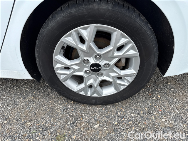  KIA  Cee'd Ceed SW 1.0 T-GDI 88 Fresh #16