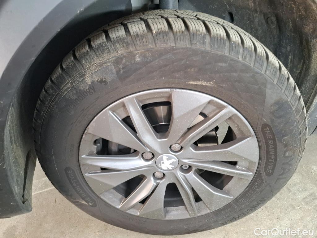  Peugeot  2008  Active Pack 1.2 PureTech 130CV BVA8 E6d #8