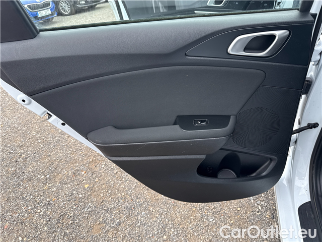  KIA  Cee'd Ceed SW 1.0 T-GDI 88 Fresh #21