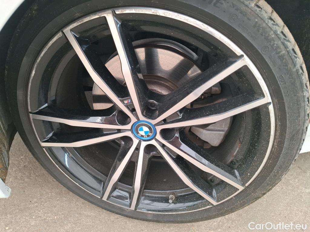  Bmw  Serie 3 BMW Série 3 Berline / 2018 / 4P / Berline 320e 204ch M Sport BVA8 Hybride #4