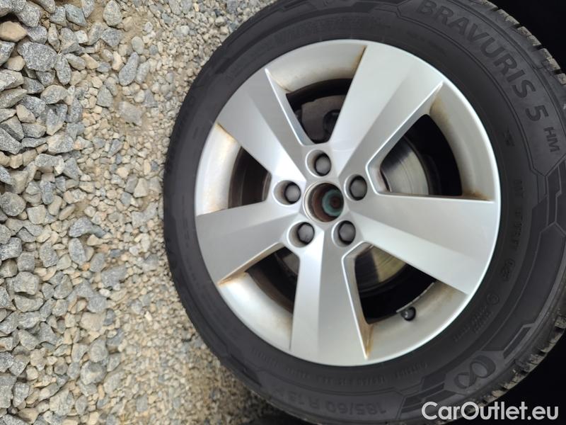  Skoda  Fabia  Combi (2015)  Com.1.0TSI 70 Ambition #28