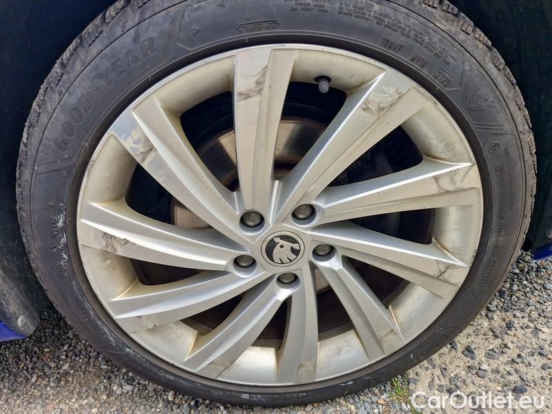  Skoda  Octavia  Combi (NX3)(2020) Oct.Com.1.4TSI 150 Style AT #38