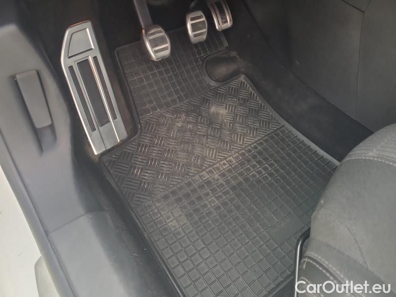 Peugeot  308 -SW  (P5) (2021)  SW 1.5 BHDi 130 ALL.P 5d #12