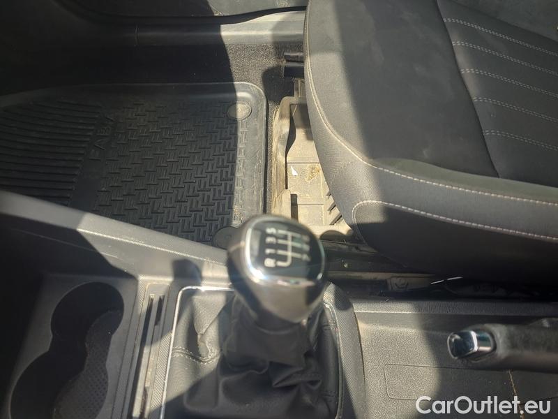  Skoda  Fabia  Combi (2015)  Com 1.0TSI 81 Style #12