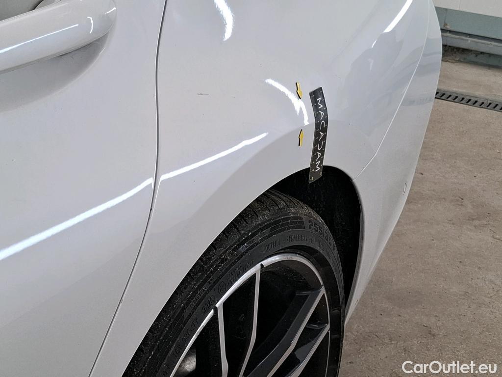  Bmw  Serie 3 BMW Série 3 Berline / 2018 / 4P / Berline 320e 204ch M Sport BVA8 Hybride #26