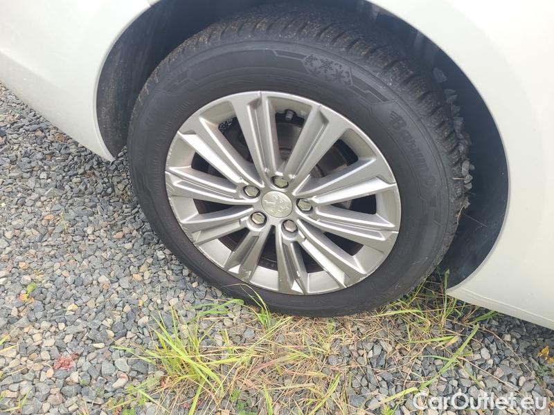  Peugeot  308 -SW  (P5) (2021)  SW 1.5 BHDi 130 ALL.P 5d #26