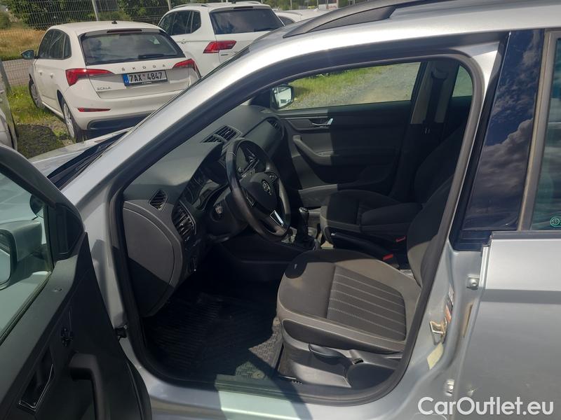  Skoda  Fabia  Combi (2015)  Com 1.0TSI 81 Style #16