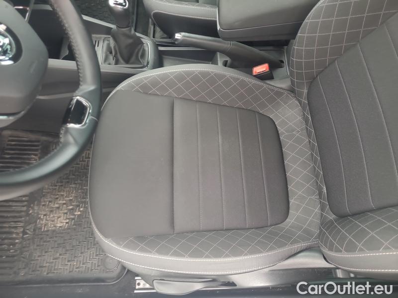  Skoda  Fabia  Combi (2015) Com.1.0TSI 70 Ambition 5d #9