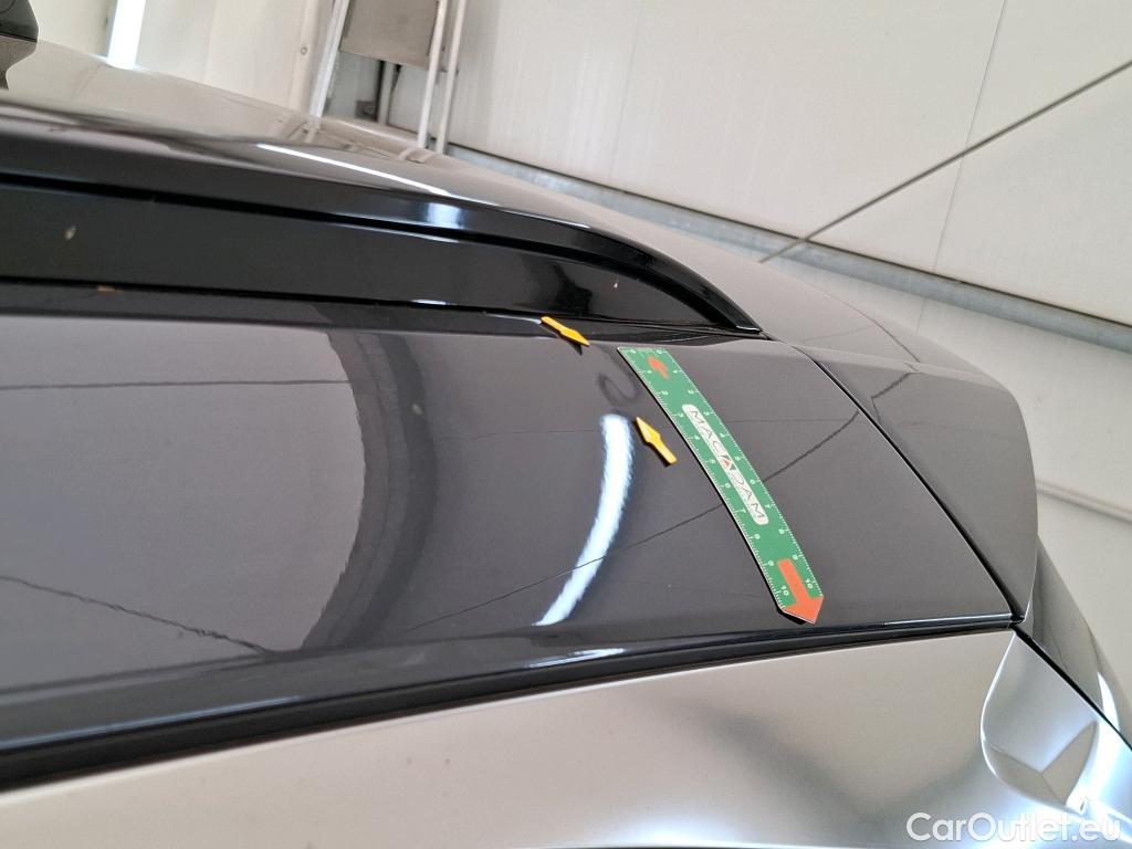  Hyundai  Tucson HYUNDAI  / 2020 / 5P / SUV 1.6 HYBRID 230 EXECUTIVE #27