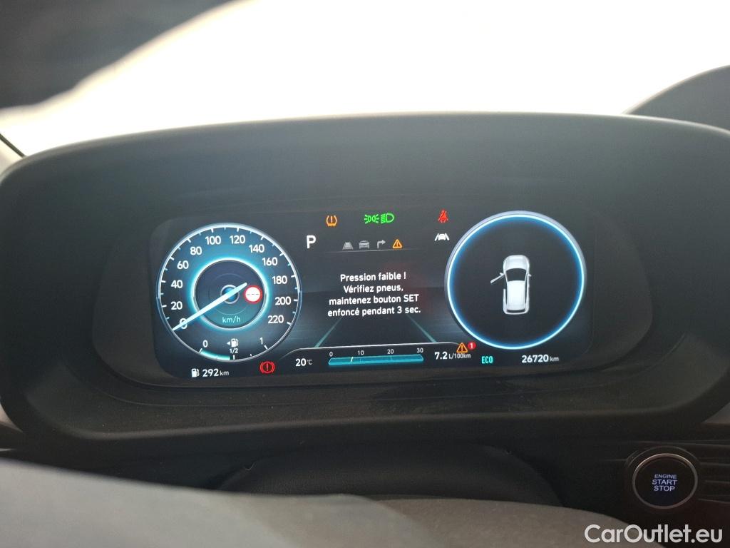  Hyundai  Bayon HYUNDAI  / 2021 / 5P / SUV 1.0 T-GDI 100 DCT- 7 HYB 48V EXECUTIVE #15