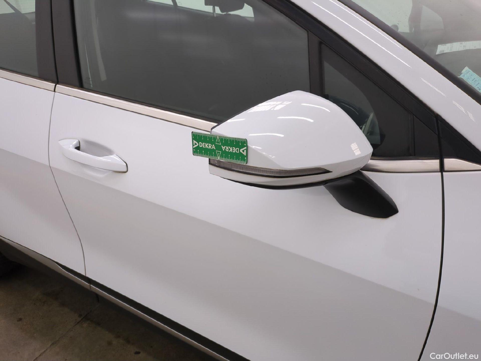  KIA  Sportage KIA  / 2021 / 5P / SUV 1.6 T-GDI 265 PHEV AUTO 4WD ACTIVE BUSIN #33