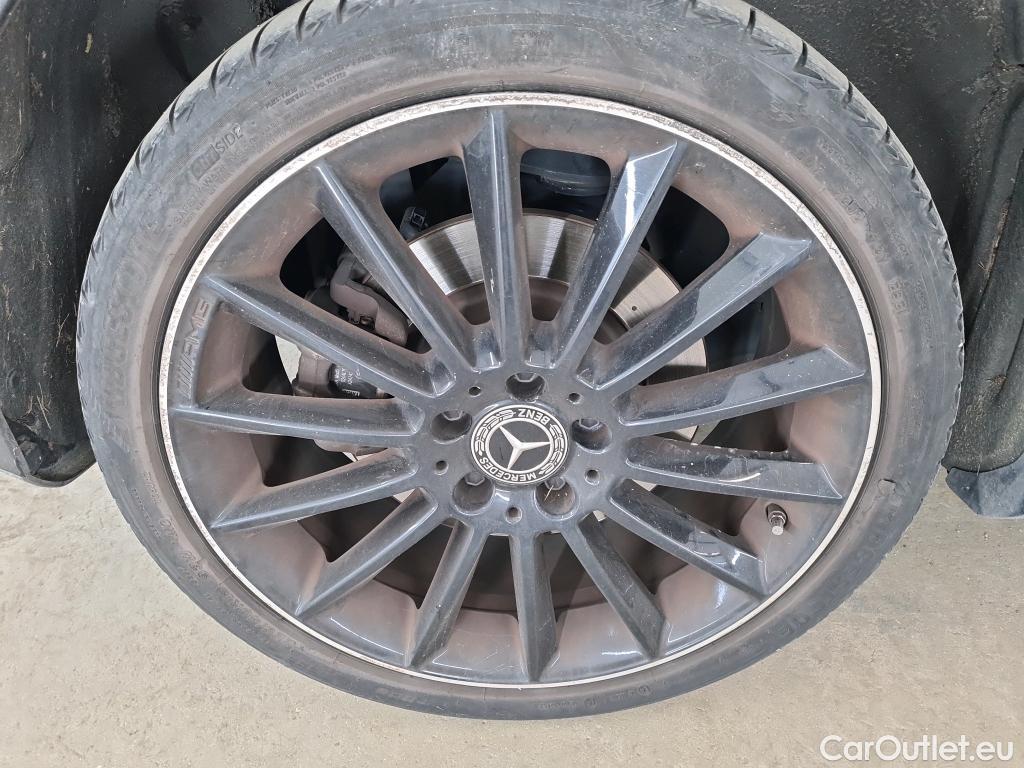  Mercedes  A-Klasse MERCEDES-BENZ Classe A Compact / 2018 / 5P / Berline A 250 e AMG Line 8G-DCT #2