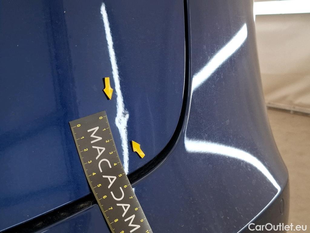  Tesla  Model 3 TESLA  / 2018 / 4P / Berline Autonomie Standard Plus RWD #40