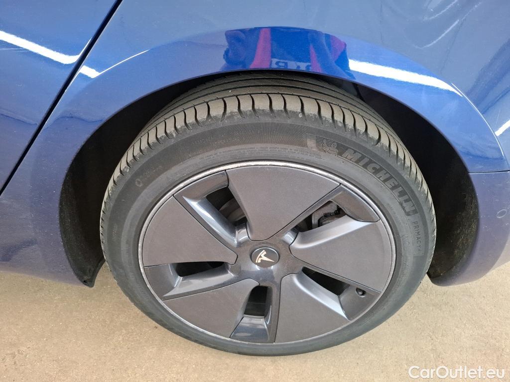  Tesla  Model 3 TESLA  / 2018 / 4P / Berline Autonomie Standard Plus RWD #12