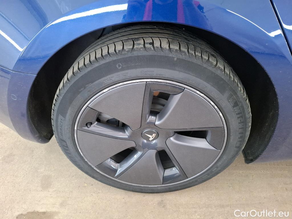  Tesla  Model 3 TESLA  / 2018 / 4P / Berline Autonomie Standard Plus RWD #16