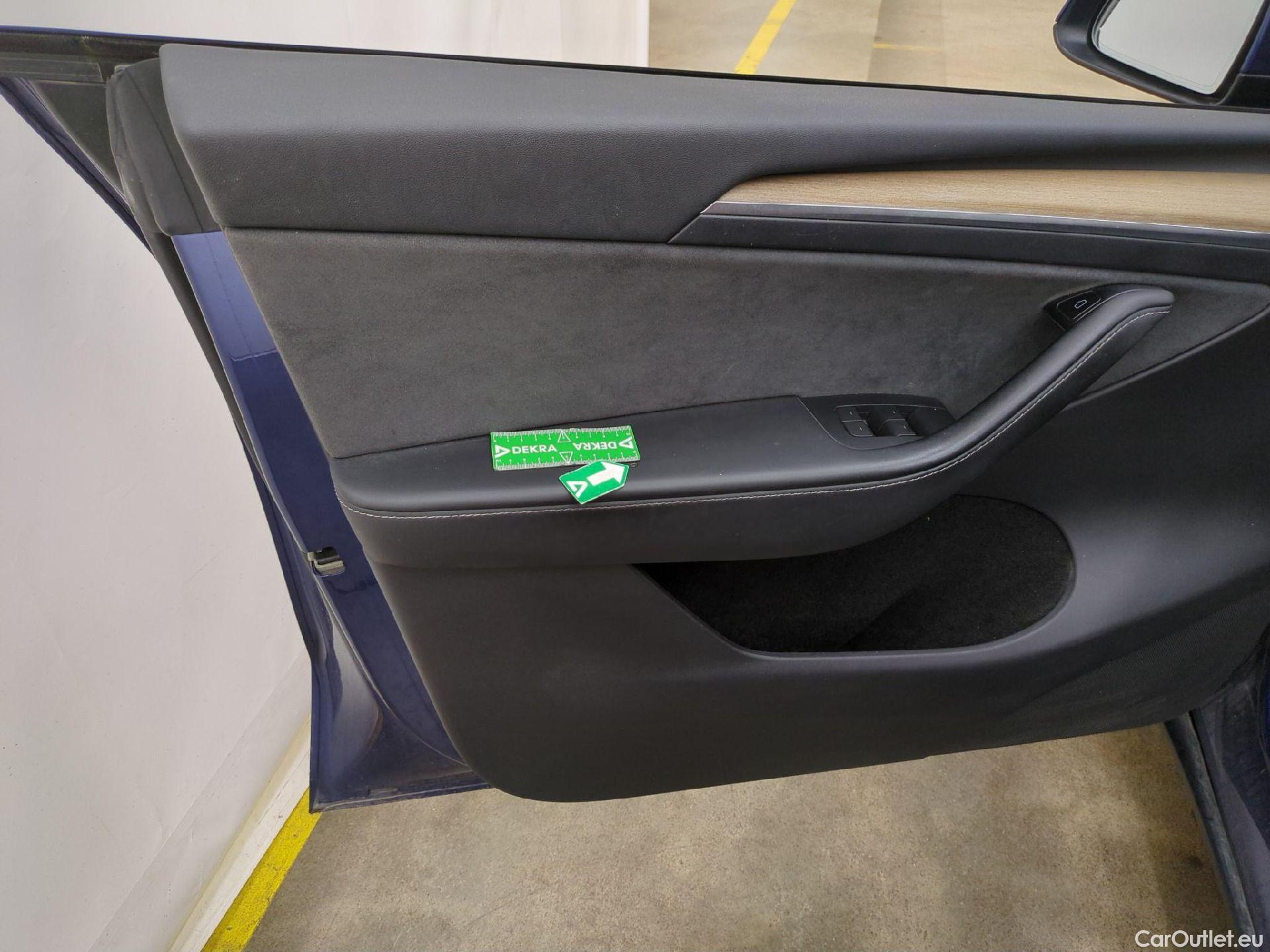  Tesla  Model Y TESLA  / 2020 / 5P / SUV Grand Autonomie Dual Motor AWD #25