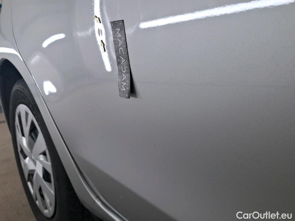  Toyota  Yaris TOYOTA  Hybride 5p Berline 1.5 VVT-I HYBRID France Business #13