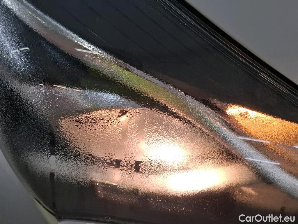  Toyota  Yaris TOYOTA  Hybride 5p Berline 1.5 VVT-I HYBRID France Business #8