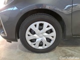  Toyota  Yaris TOYOTA  / 2017 / 5P / BERLINA 1.5 HYBRID BUSINESS #20