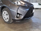  Toyota  Yaris TOYOTA  / 2017 / 5P / BERLINA 1.5 HYBRID BUSINESS #43